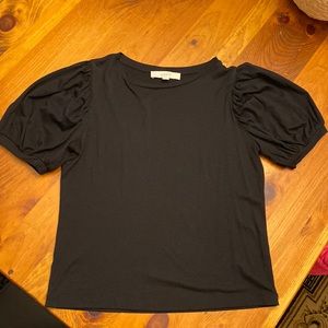 Loft puff sleeve tee!